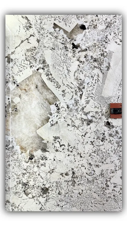 潘多拉大板实拍，奢石，白色系，3260mm x 1960mm，码单号 124129431，杭州和盛石材在库天然石材