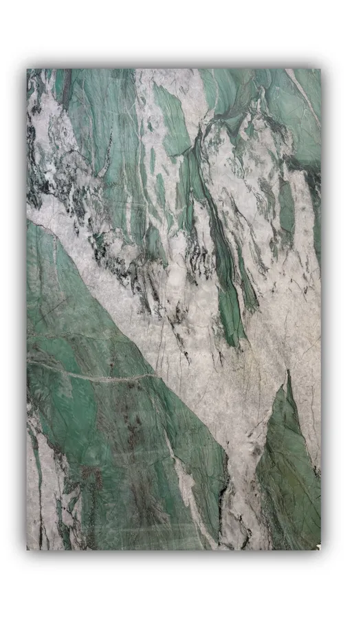 百达翡翠大板实拍，奢石，绿色系，3220mm x 1970mm，码单号 XMHF203，杭州和盛石材在库天然石材