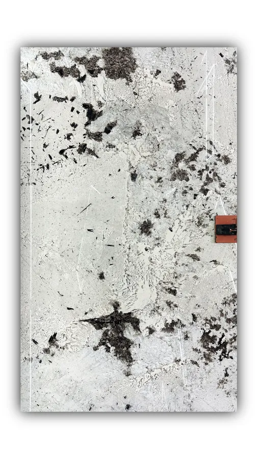 雪山兰大板实拍，奢石，白色系，3350mm x 2010mm，码单号 5618，杭州和盛石材在库天然石材